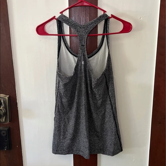 Lululemon tank top - Picture 2 of 3